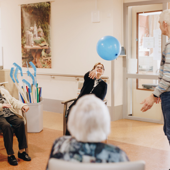 10 02 2023 Zorgpartners Savelberg Bewoners Activiteit Ballon Bewegen