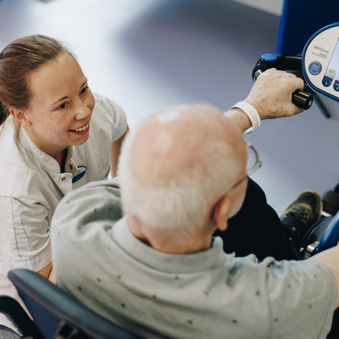 Ronssehof Revalidatie Client Behandelaar Fiets Oefenen