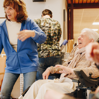 09 03 2023 Zorgpartners De Breeje Hendrick Medewerker Welzijn Bewoners Bewegen