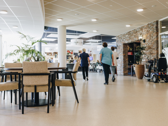 11 04 2023 ZPMH Prinsenhof Hal Restaurant Medewerkers