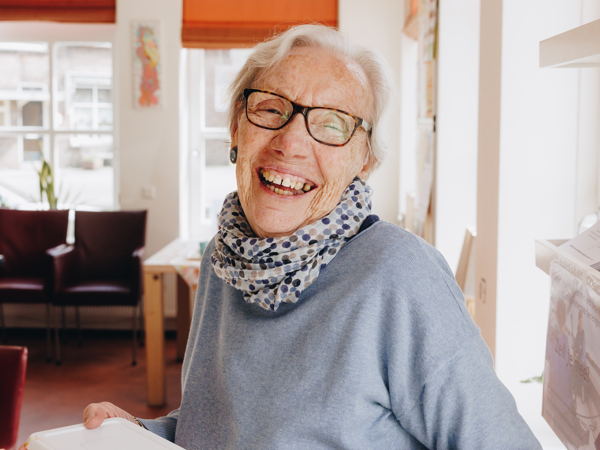 17 04 2023 Buurtpunt Karnemelksloot Lachen Bewoner Huiskamer