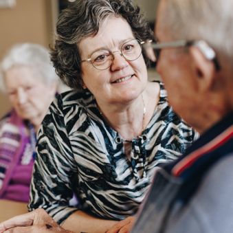 17 02 2023 Zorgpartner Slothoven Bewoner Medewerker Gesprek